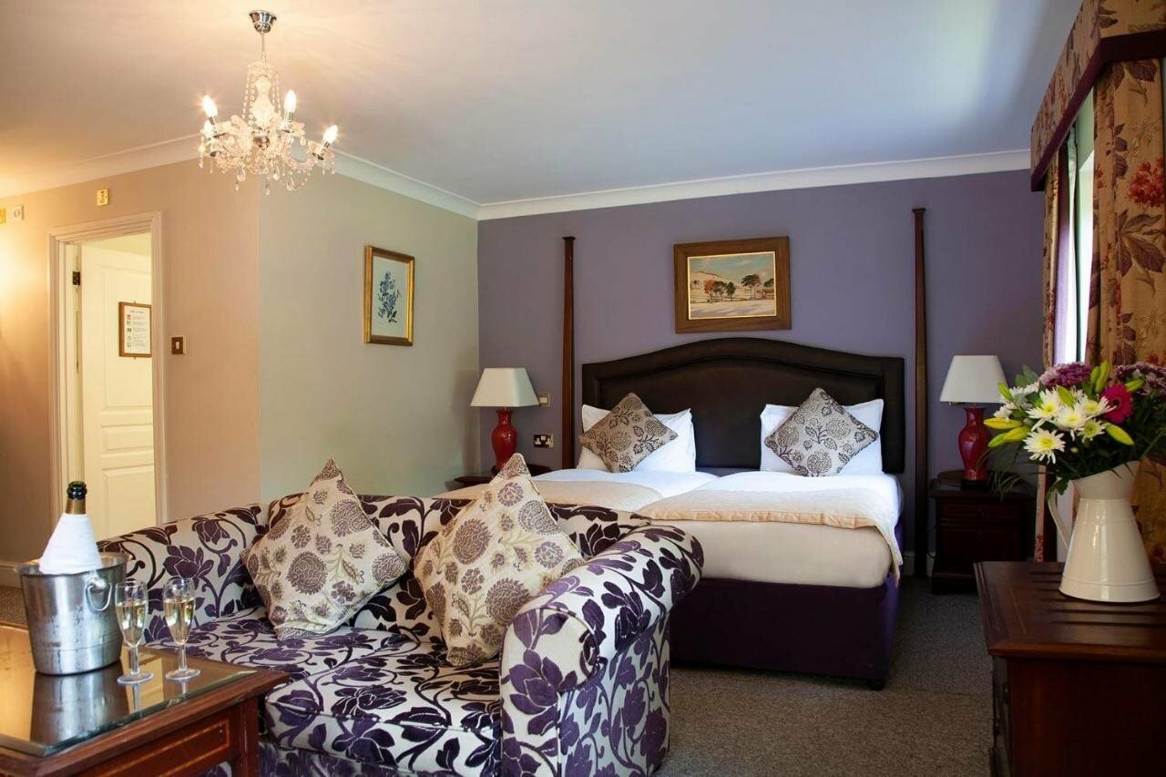 Фото The Charlecote Pheasant Hotel