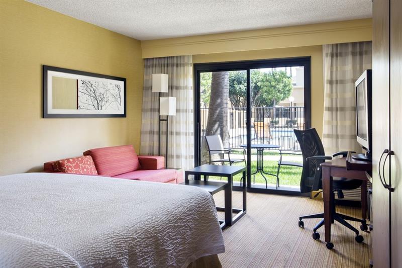 Фото Sonesta Select Los Angeles Torrance South Bay