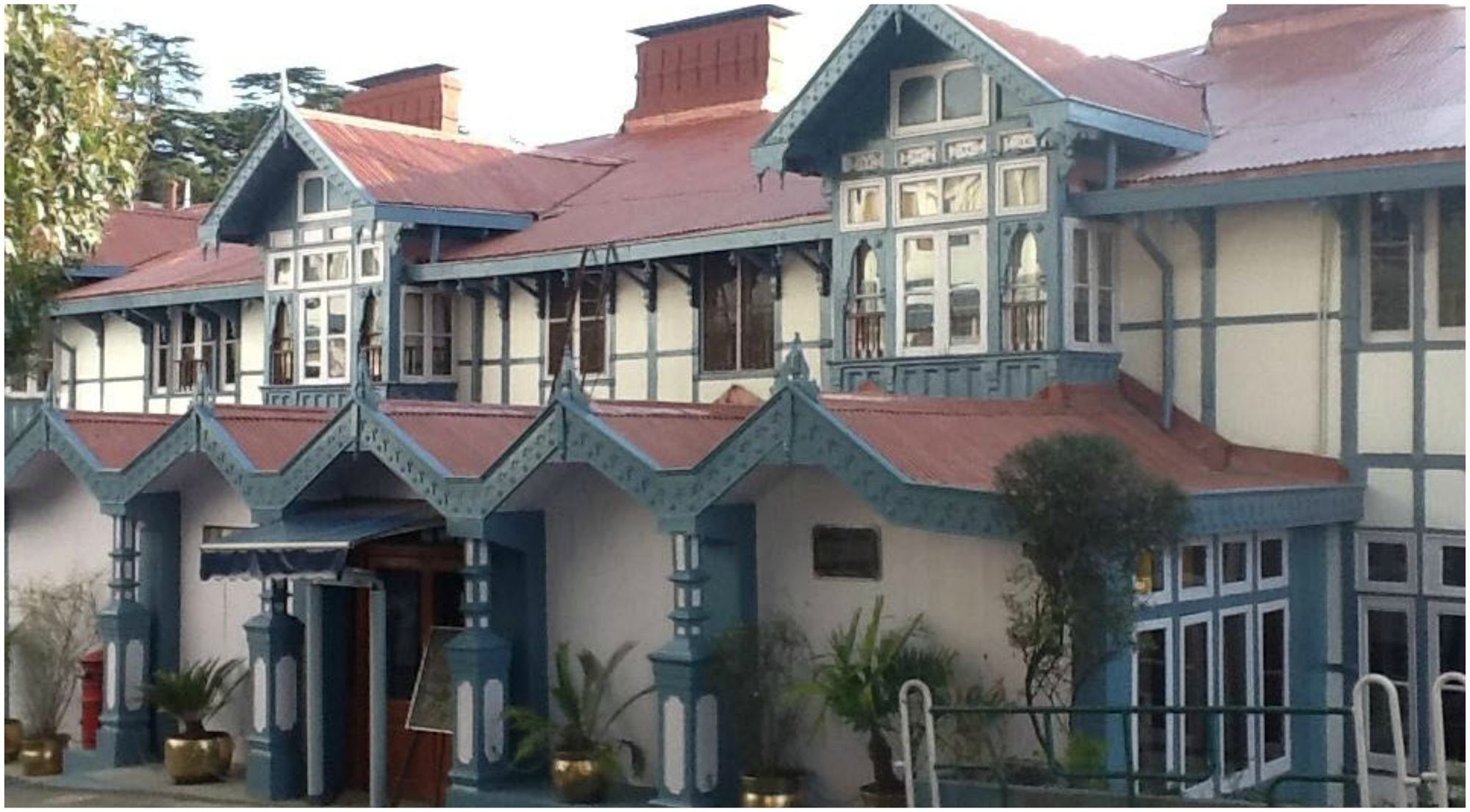 Фото Clarkes hotel, A grand heritage hotel since 1898
