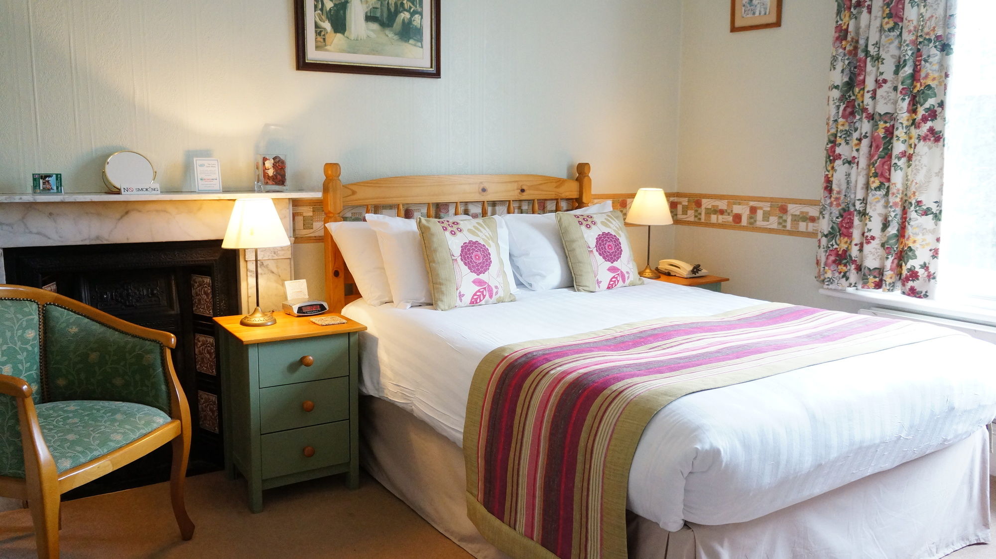 Фото The Lawn Guest House