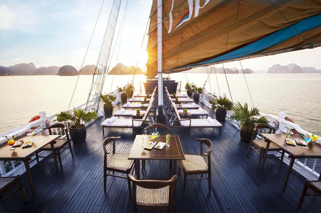 Hotel Aphrodite Cruise, Quảng Ninh Province, photo