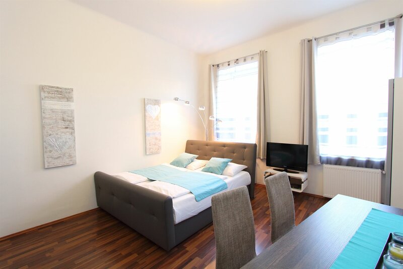 Гостиница CheckVienna - Apartment Roßauer Lände в Вене