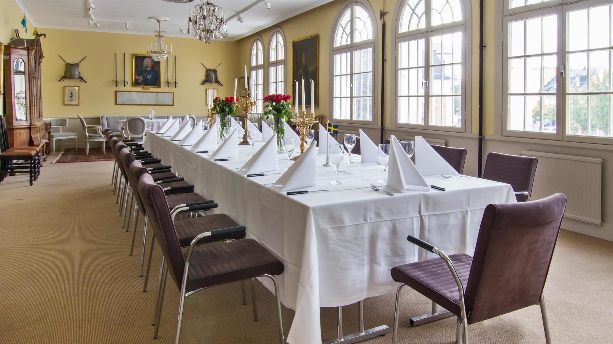 Фото Hotel Bishops Arms Strängnäs