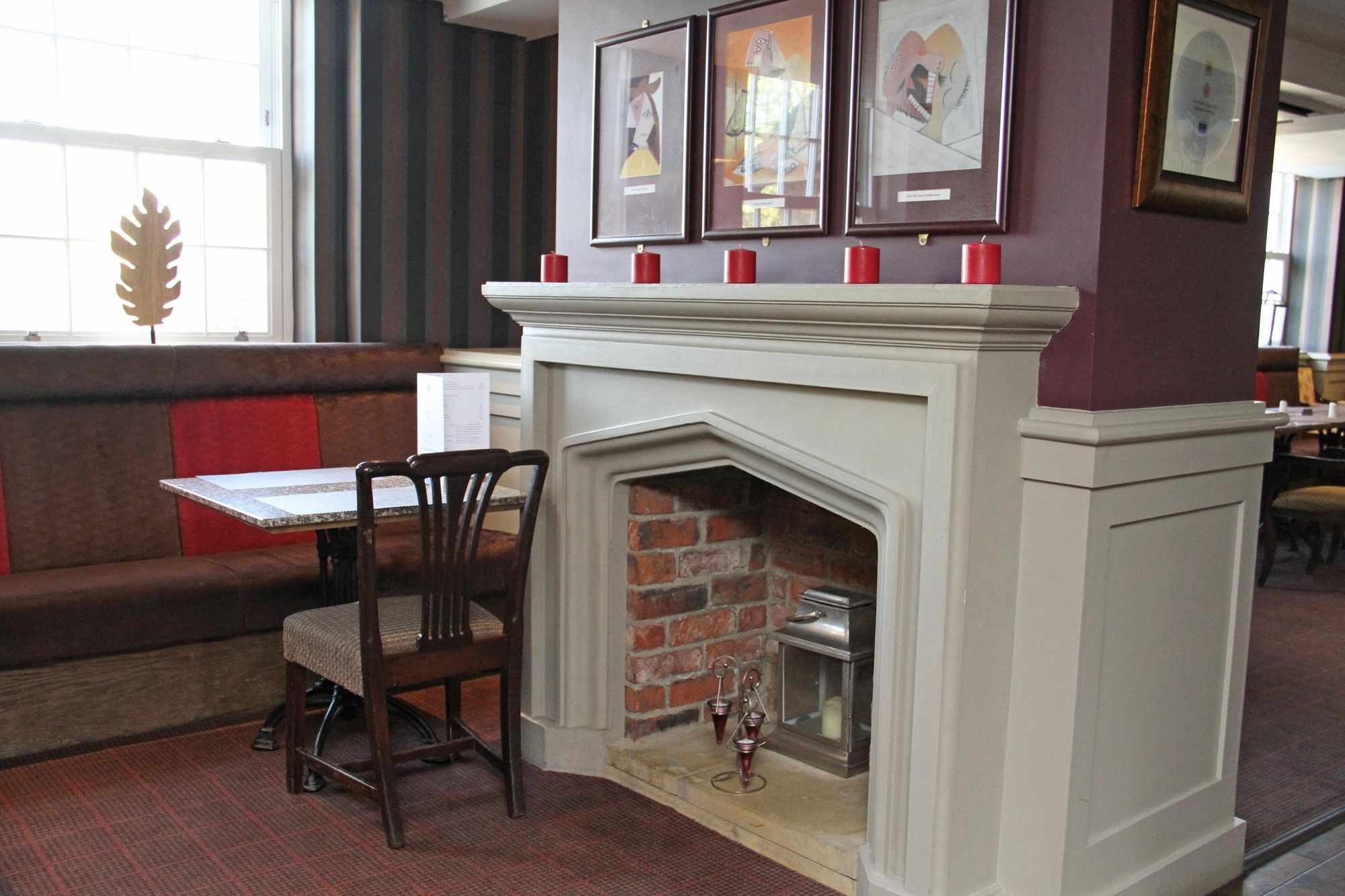 Фото Honest Lawyer Hotel