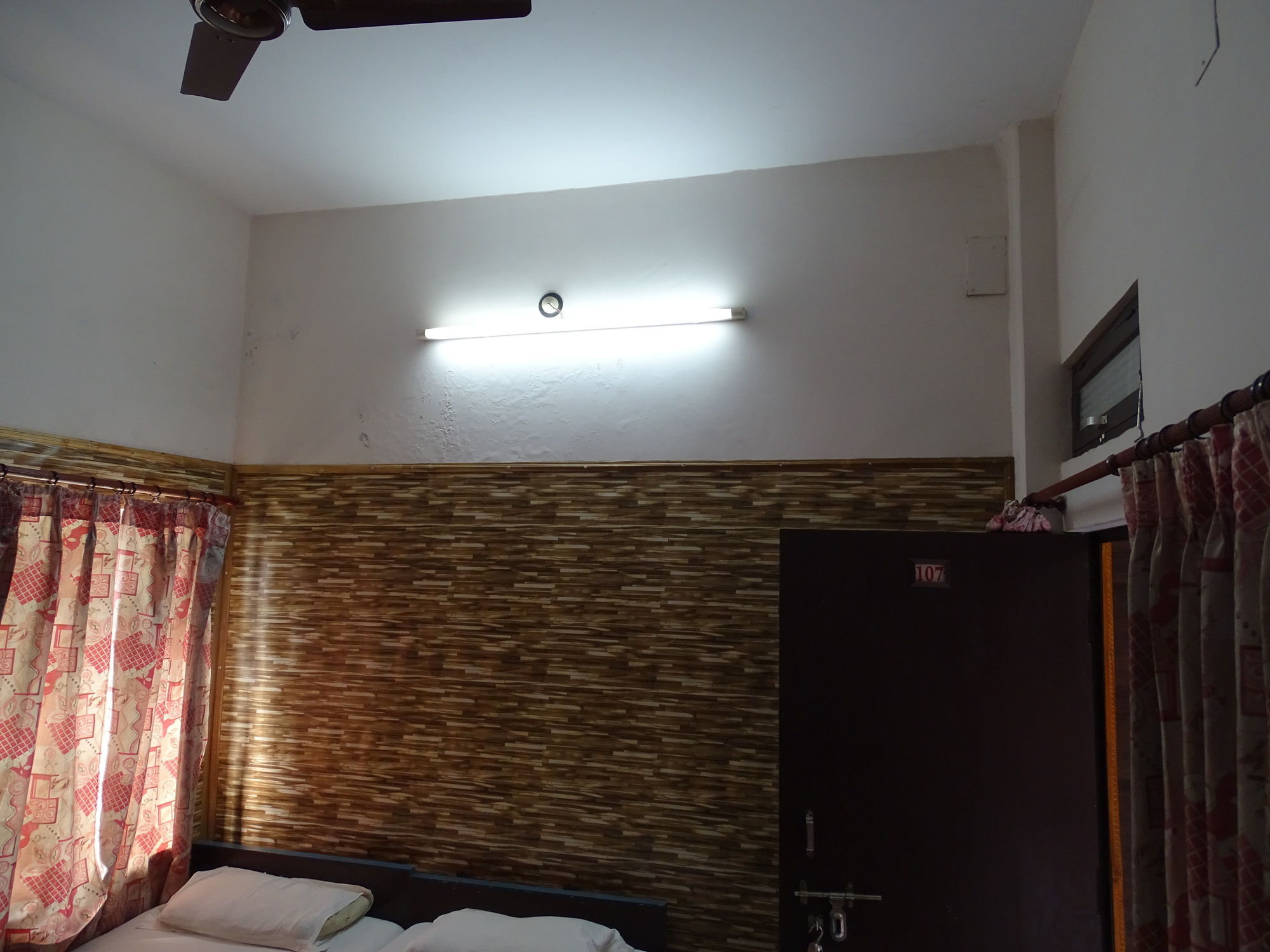 Фото Teerth Guest House
