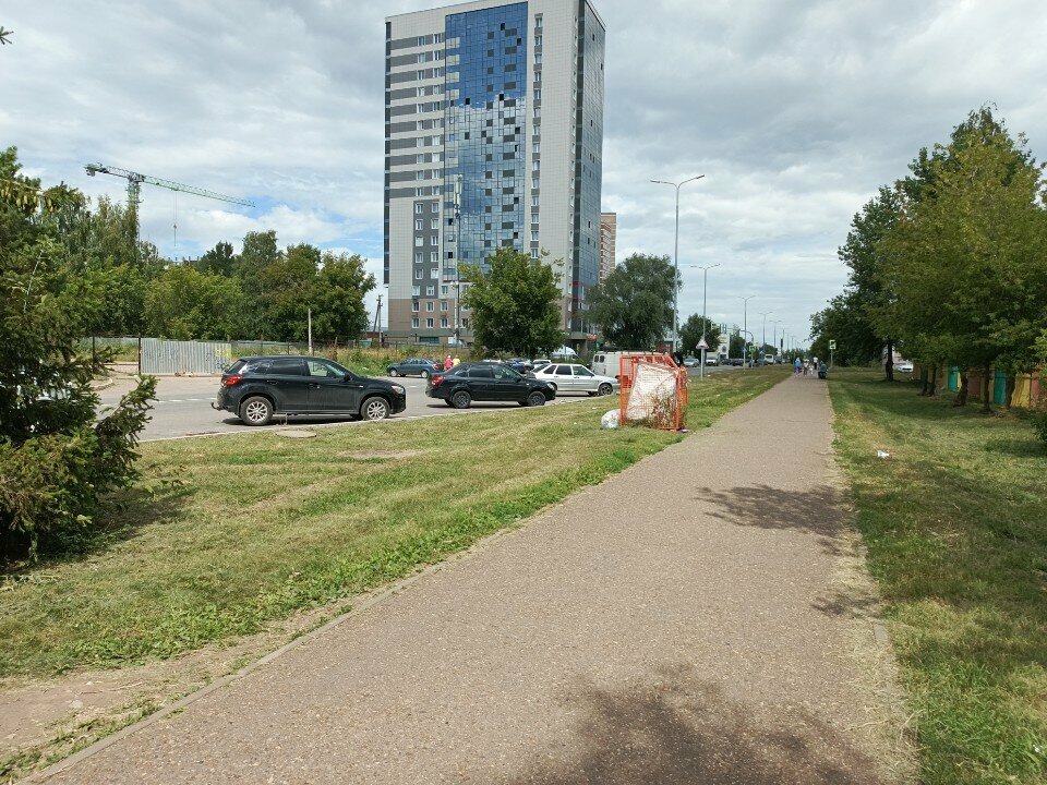 Waste sorting Контейнер для приема пластиковых бутылок и алюминиевых банок, Naberezhnye Chelny, photo