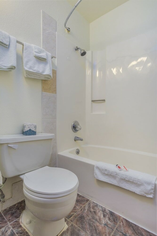 Фото Super 8 Limon