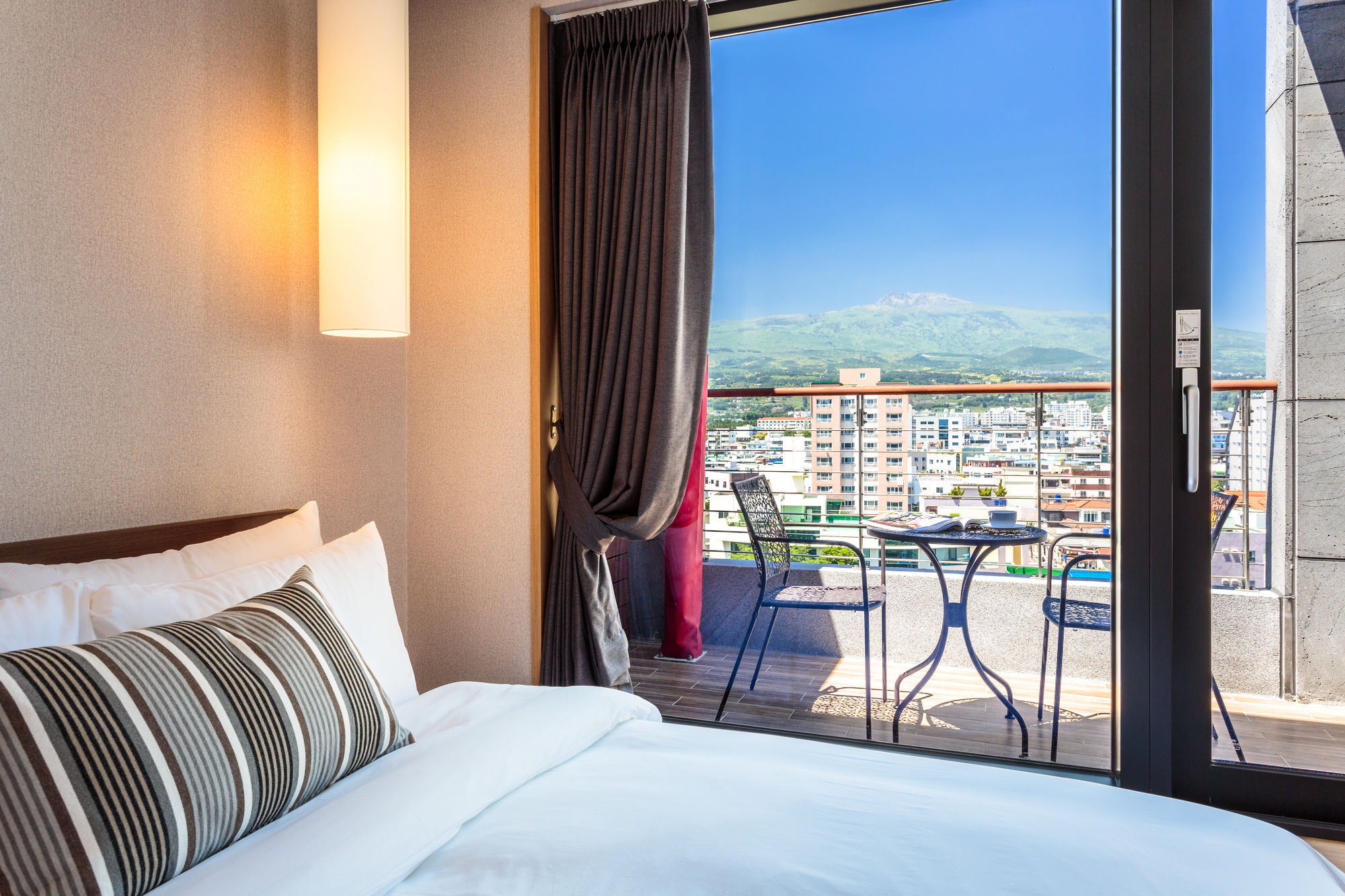 Фото Vistacay Hotel Cheonjiyeon