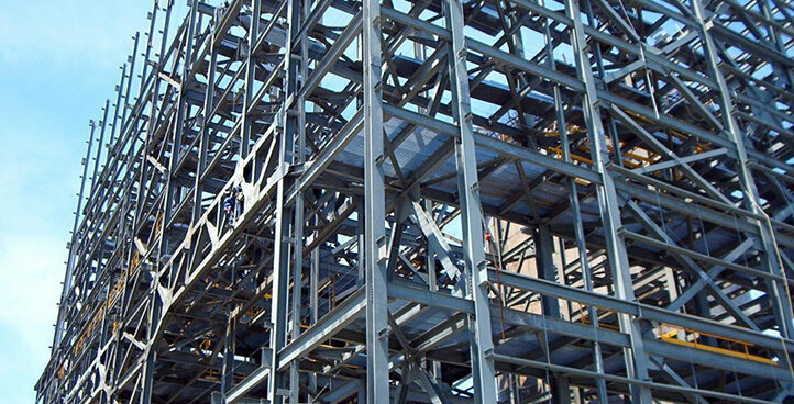 Industrial equipment Api Energy, Dubai, photo