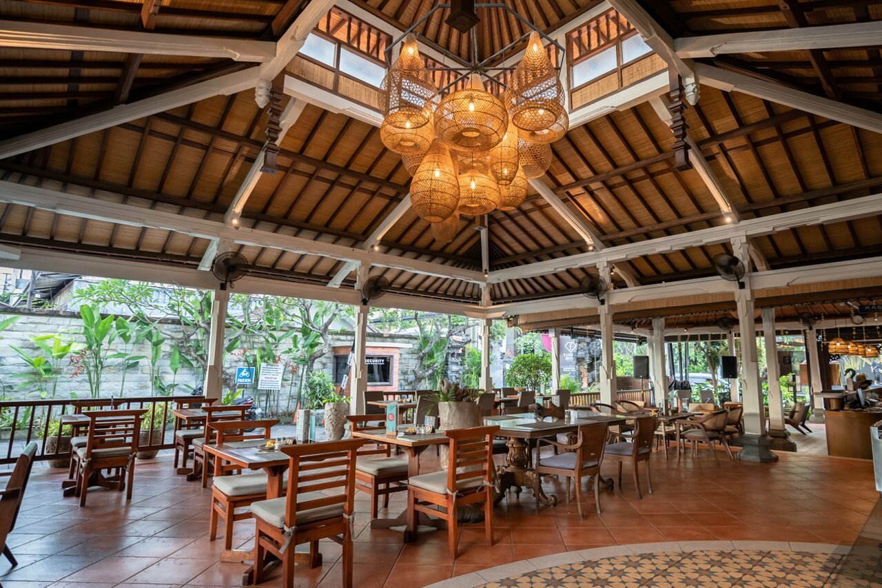 Фото Adi Dharma Hotel Legian