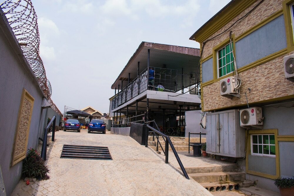 Фото Adesuwa Royal Guest House Ketu