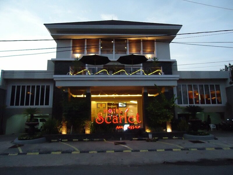 Гостиница Hotel Scarlet Makassar