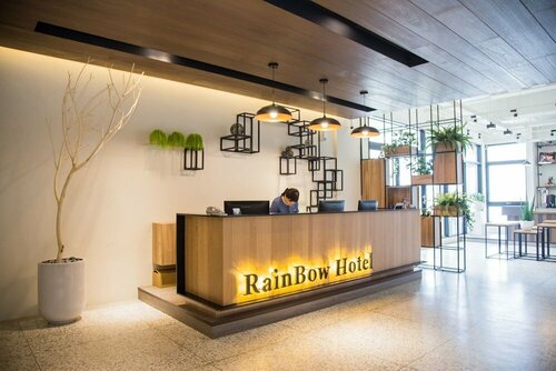 Гостиница Rainbow Hotel в Магуне