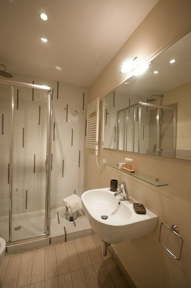 Фото First Floor