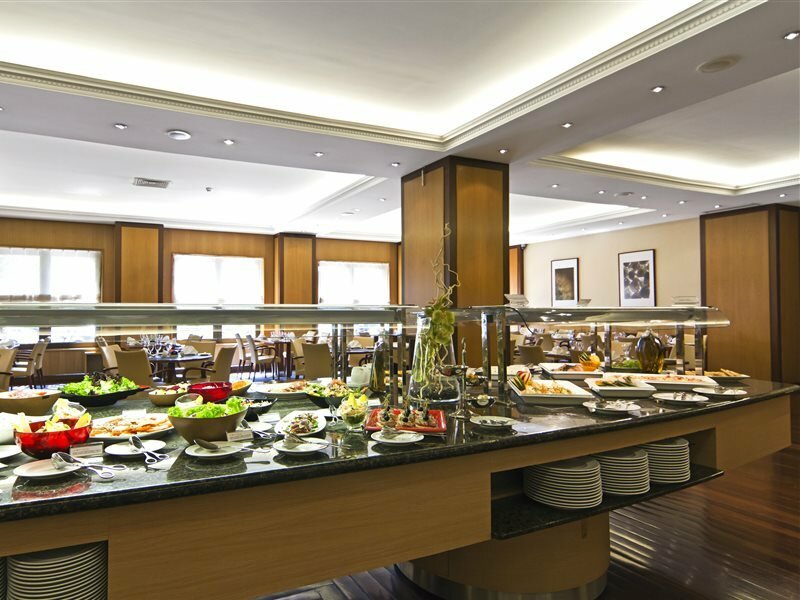 Фото Sana Metropolitan Hotel