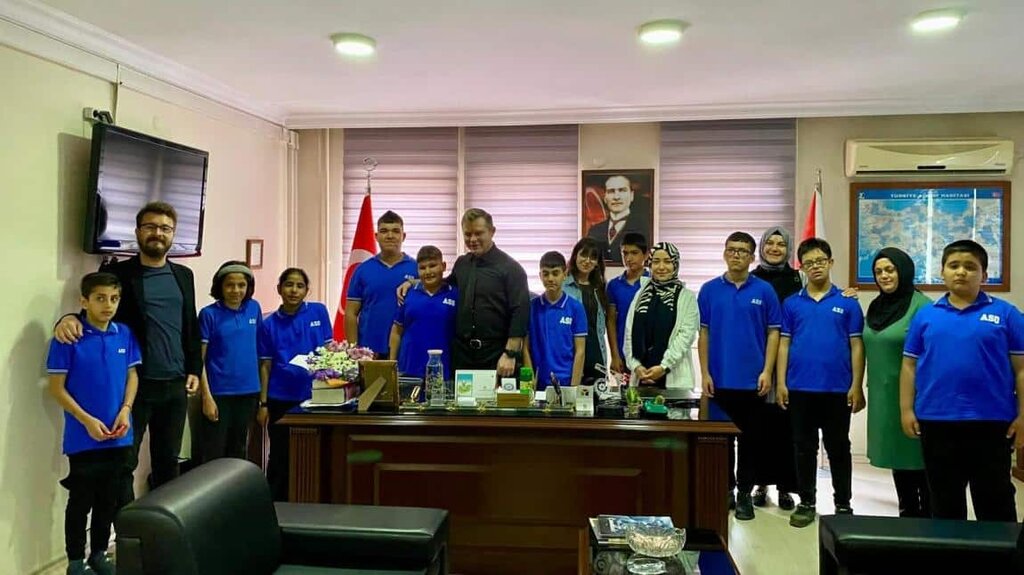 School Ayse Sak Middle School, Bucak, photo