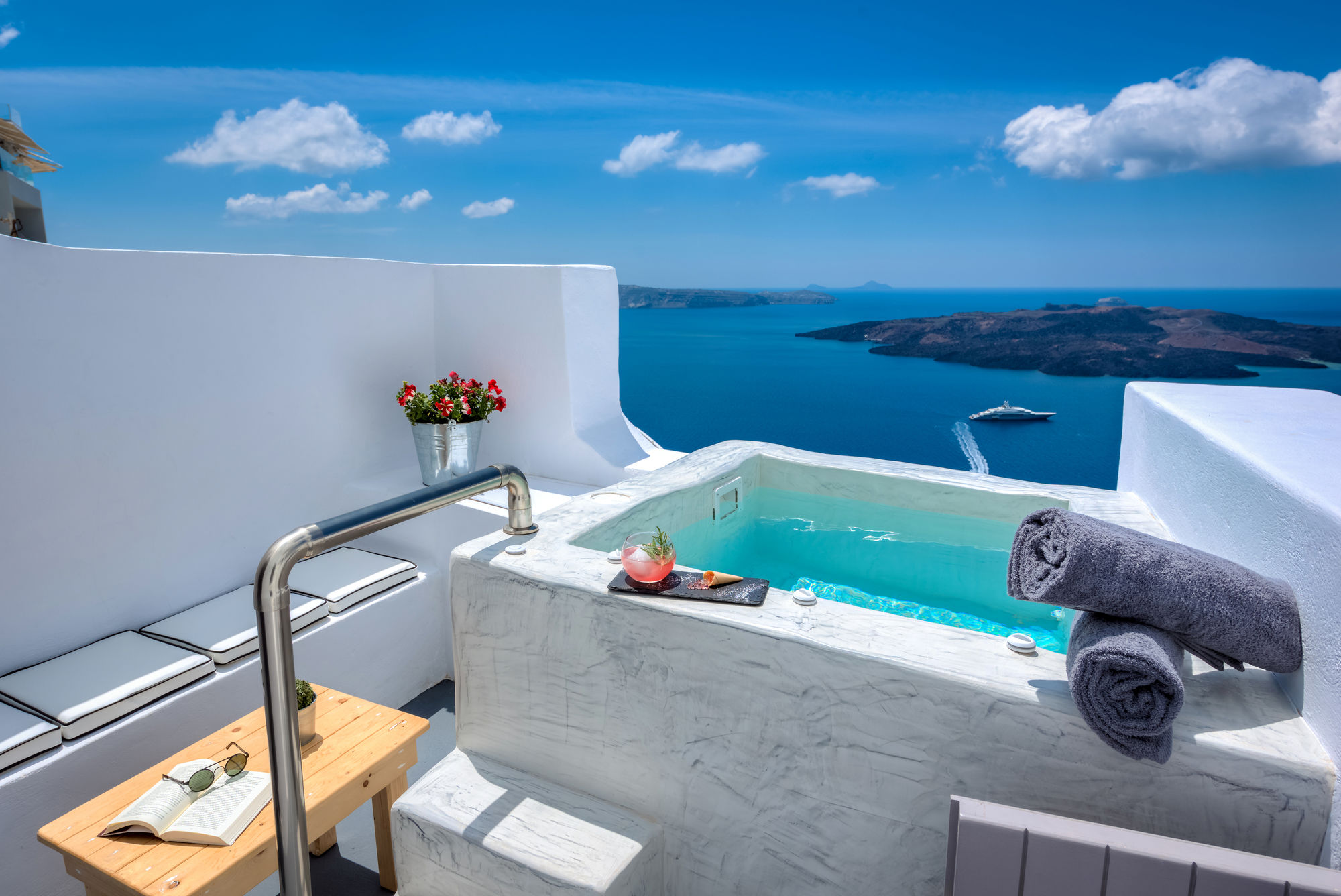 Фото Modernity Suites