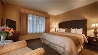 Фото Best Western Plus The Normandy Inn & Suites