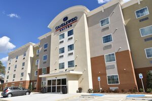 Гостиница Candlewood Suites Baton Rouge - College Drive, an Ihg Hotel