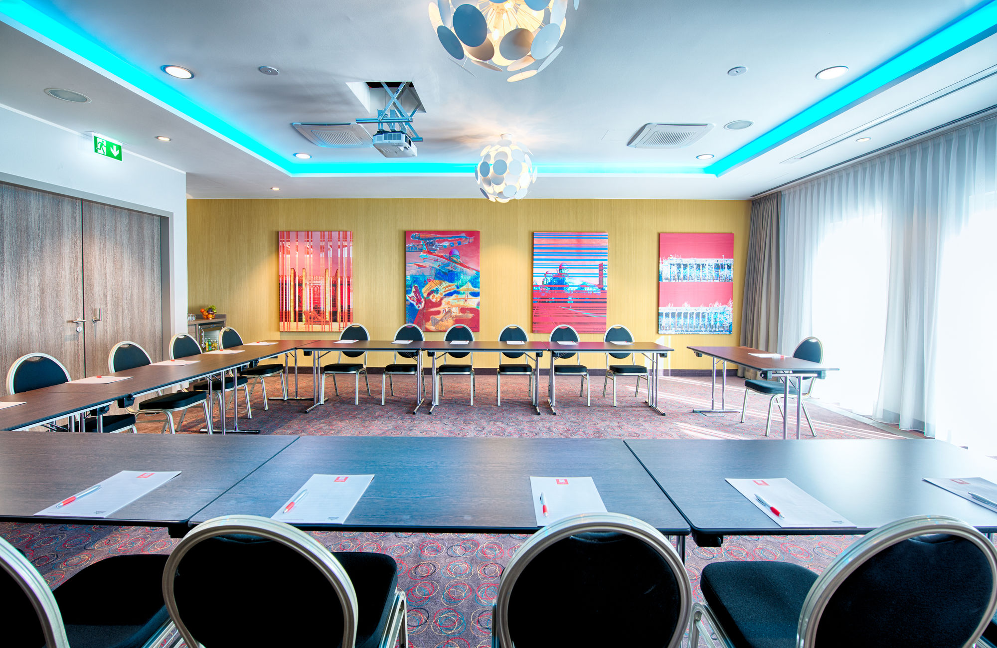 Фото Leonardo Hotel Munich City South