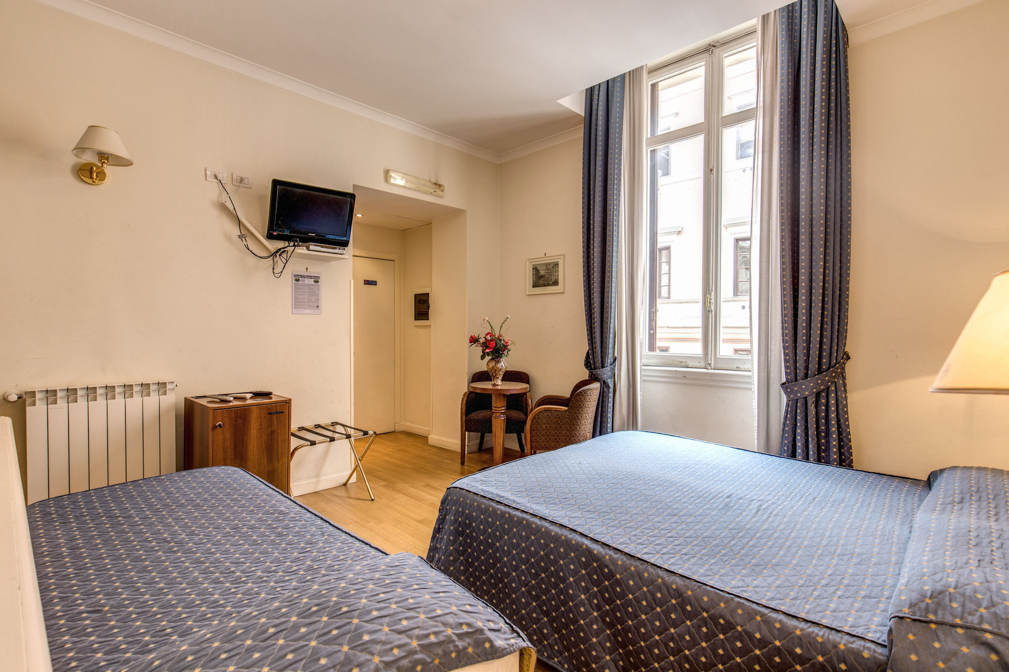 Фото Sacconi Palace Suite Roma