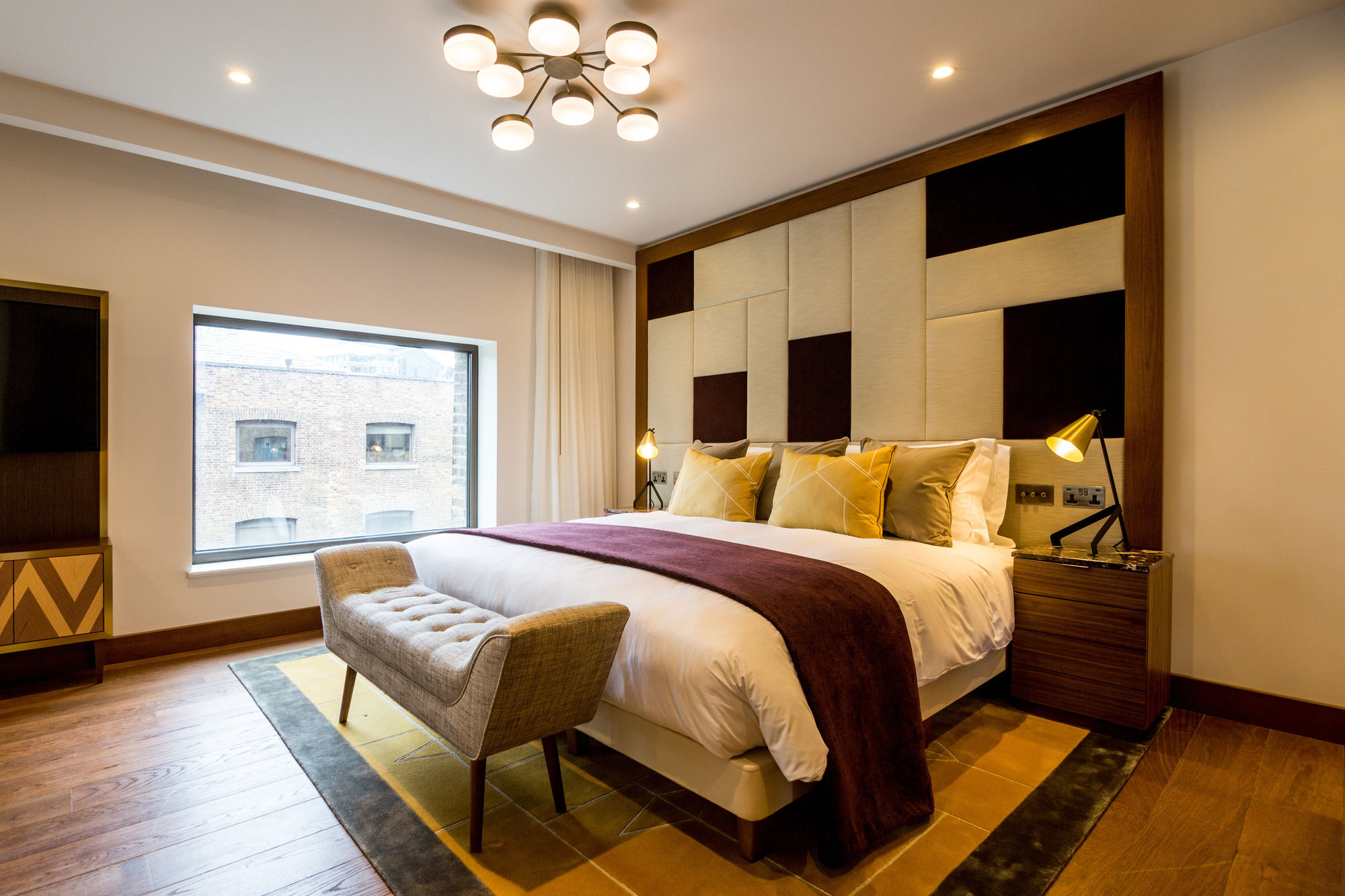 Фото Devonshire Club & Hotel