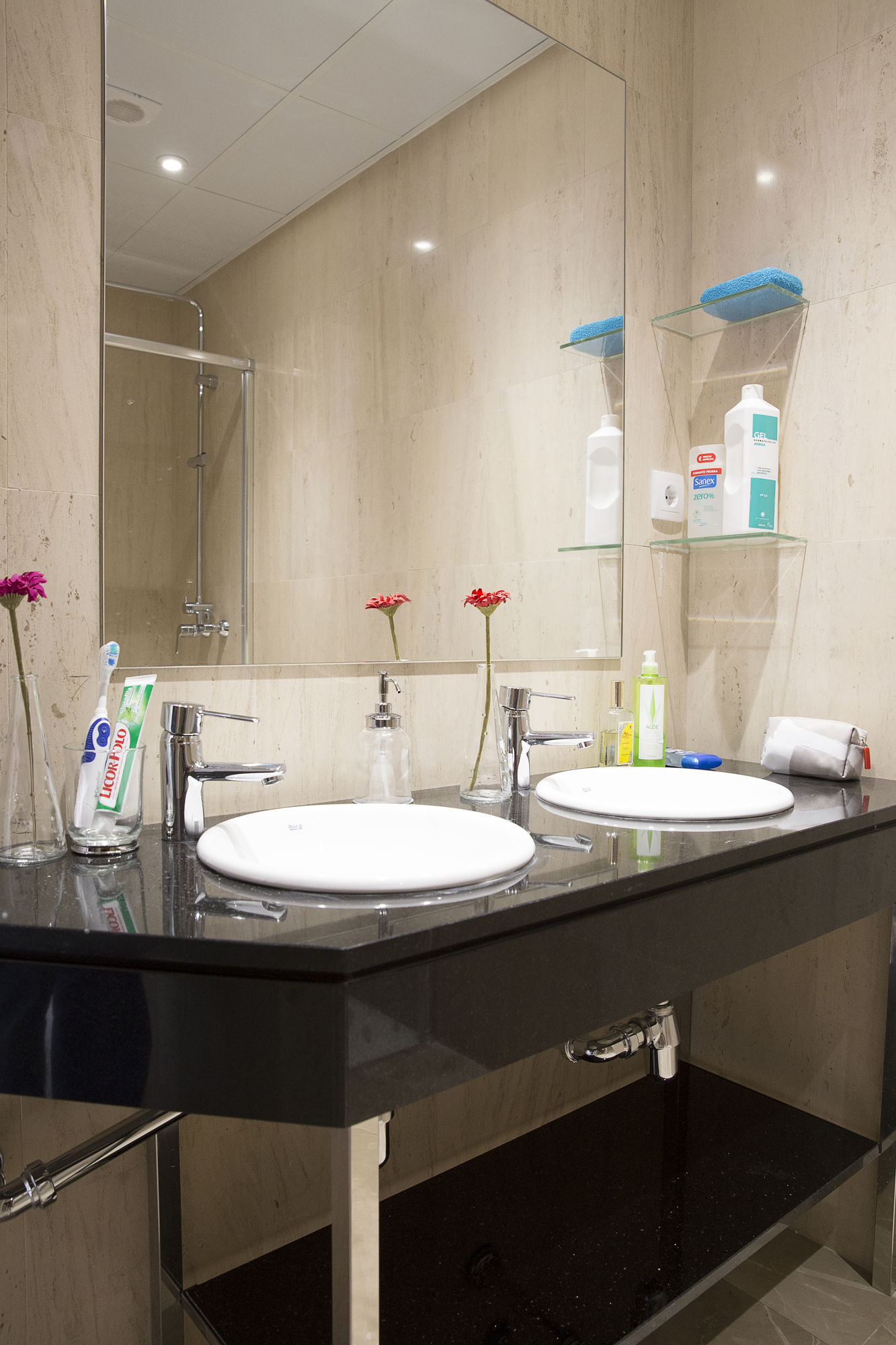 Фото Funway Academic Resort - Adults Only