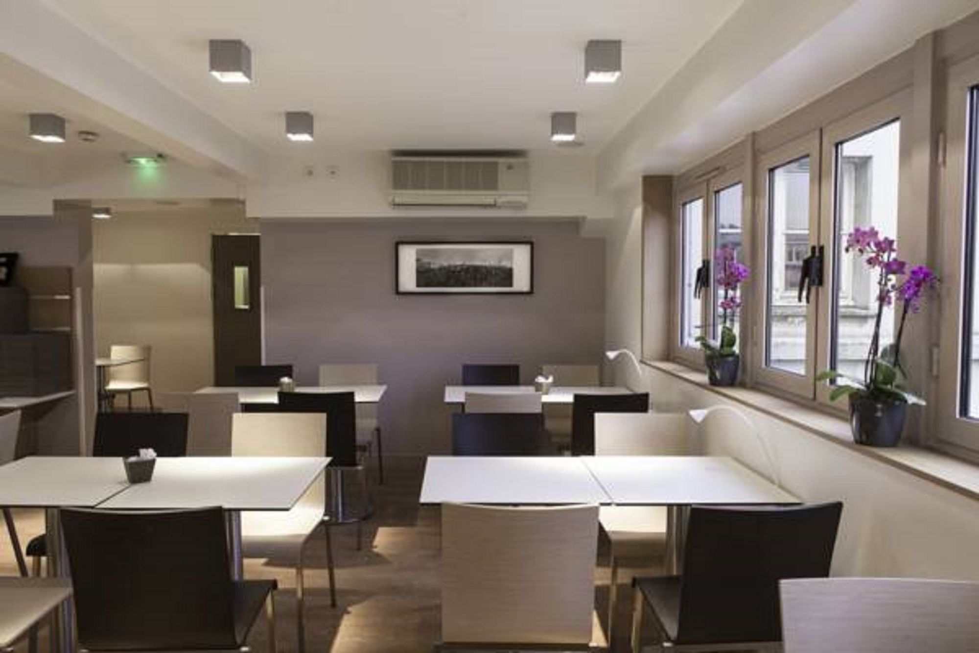 Фото Ibis Lille Centre Grand Place