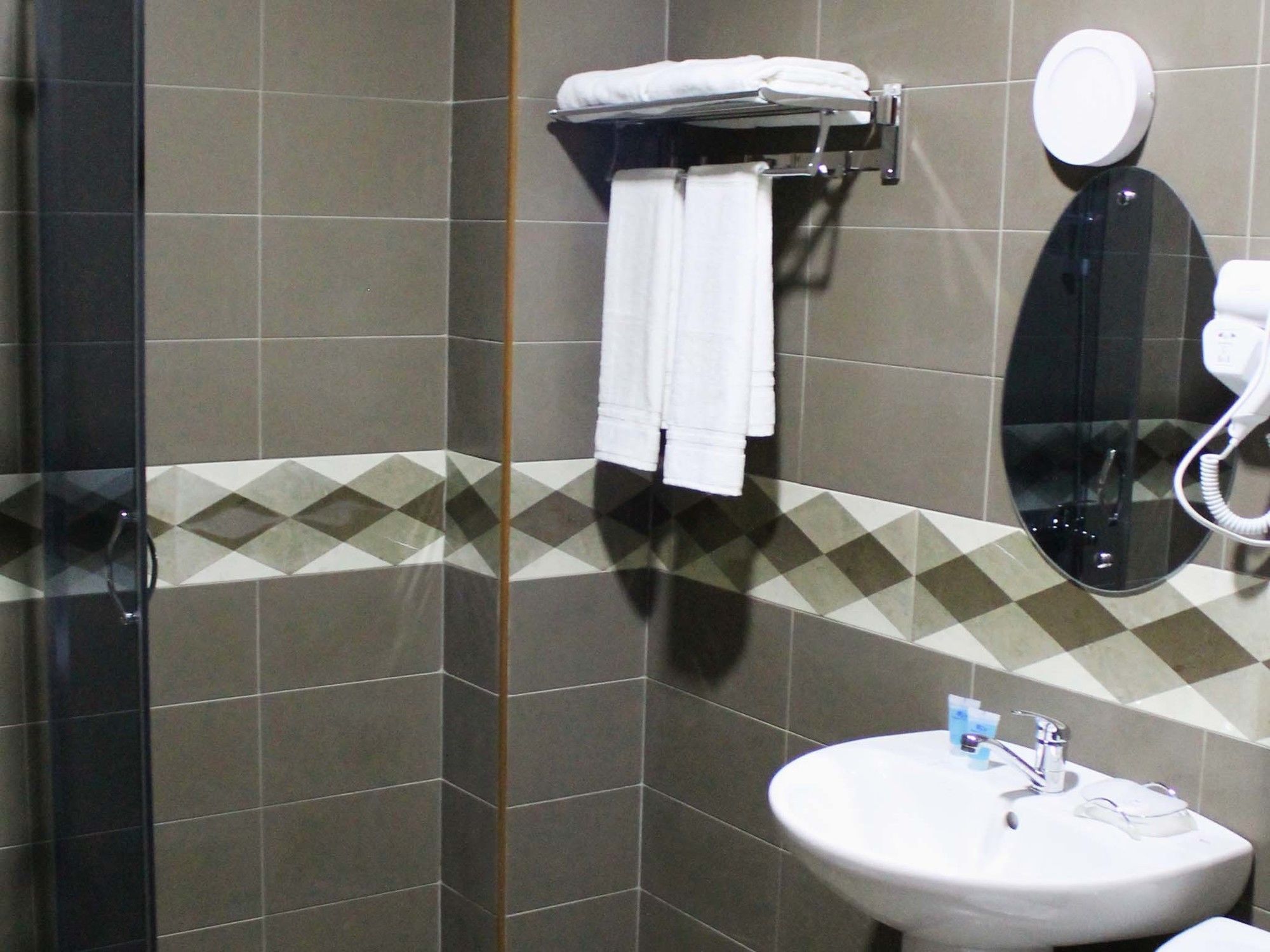 Фото Hotel Rogalux