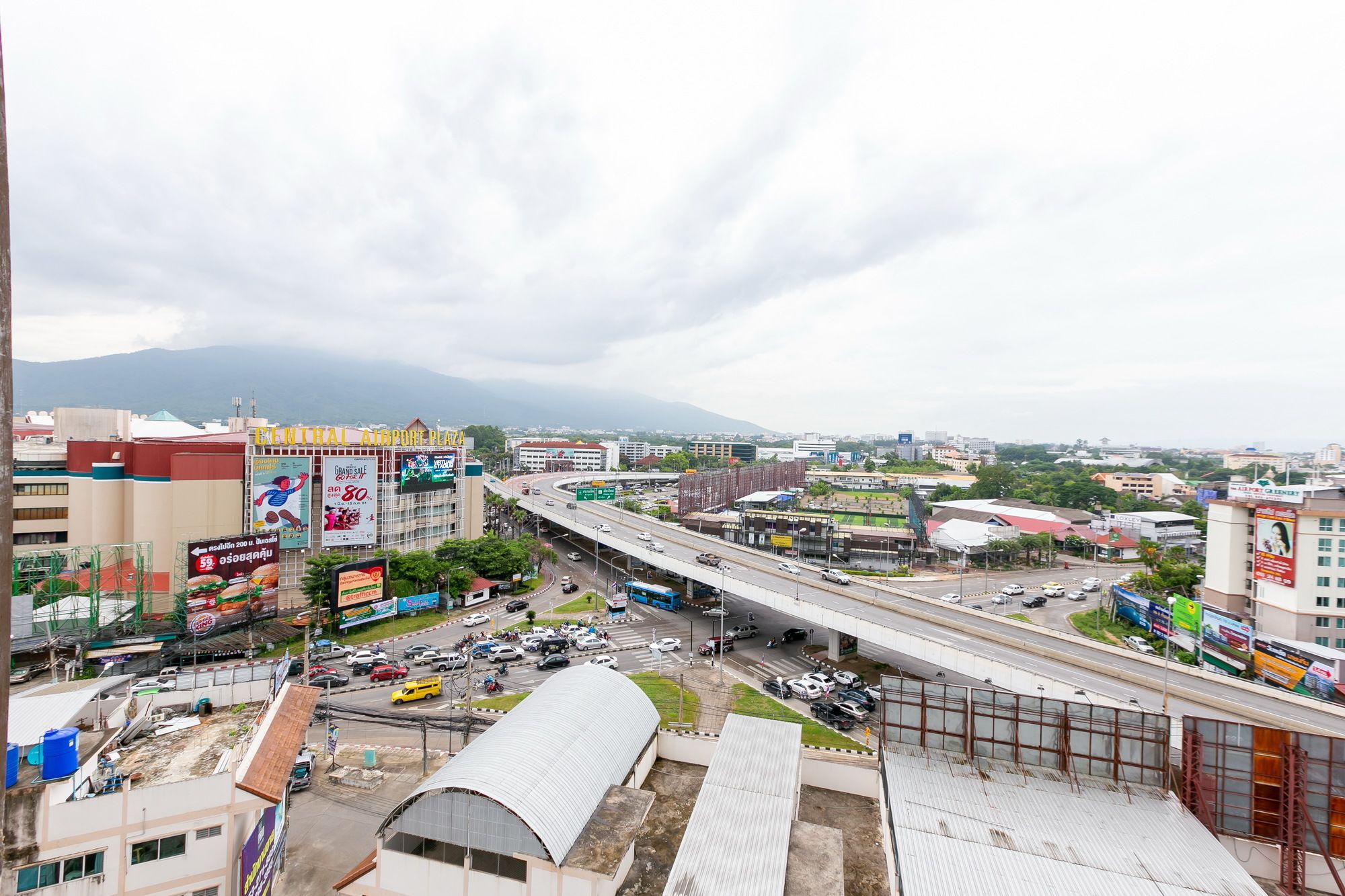 Фото Locals Prio ChiangMai Central Airport Plaza