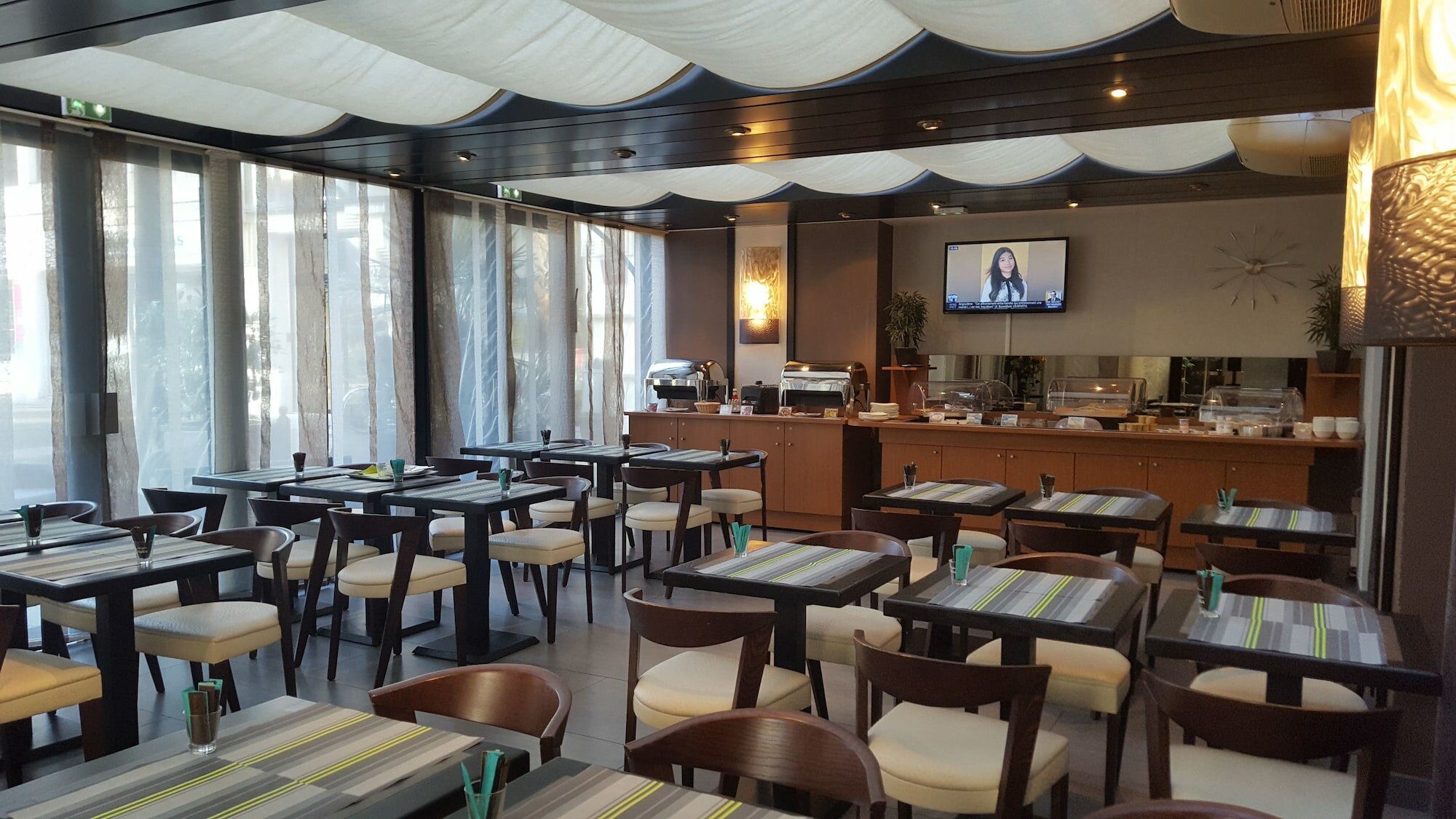 Фото Hôtel Europole