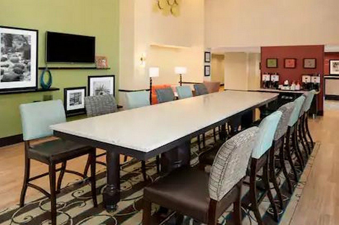 Фото Hampton Inn & Suites Corpus Christi