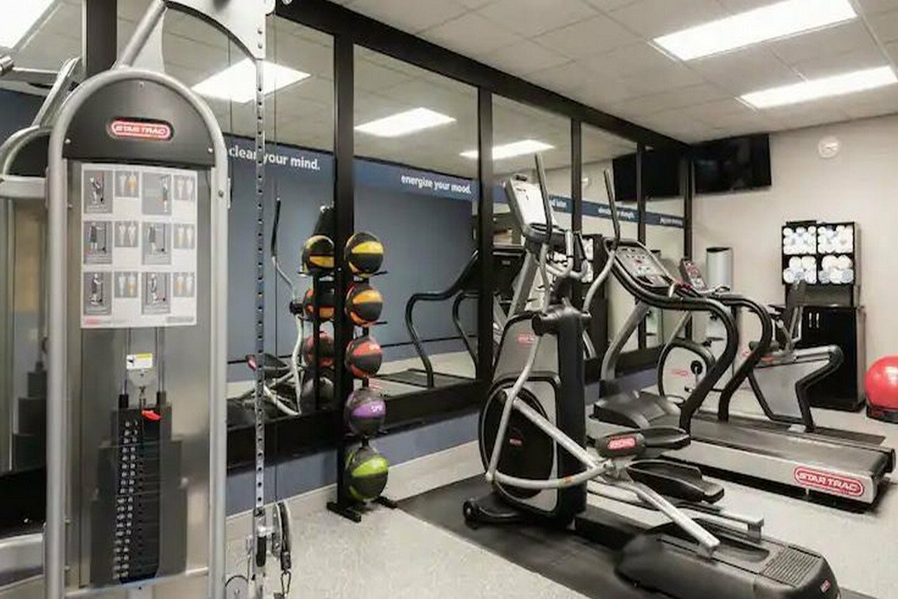 Фото Hampton Inn Waldorf