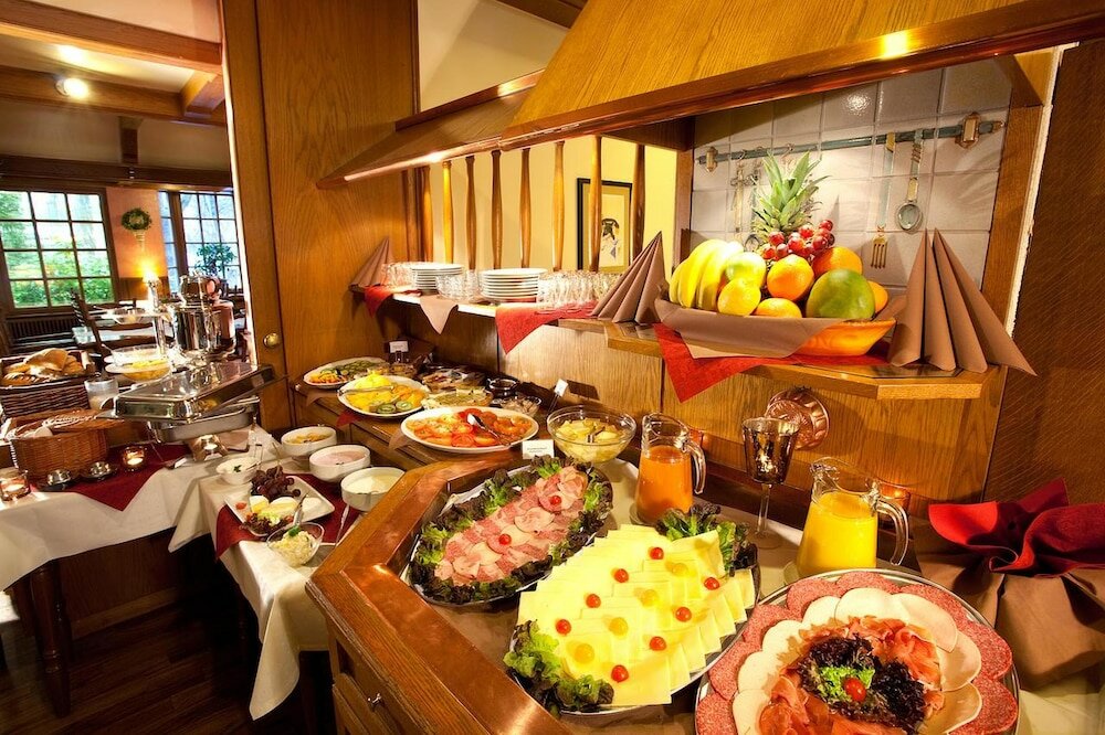 Фото Centro Hotel Norderstedter Hof by Ina