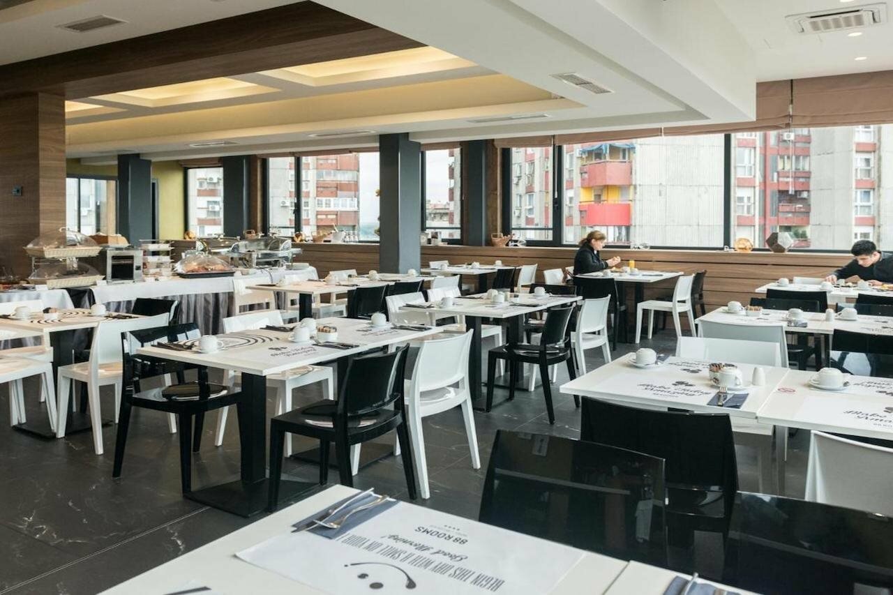 Фото 88 Rooms Hotel