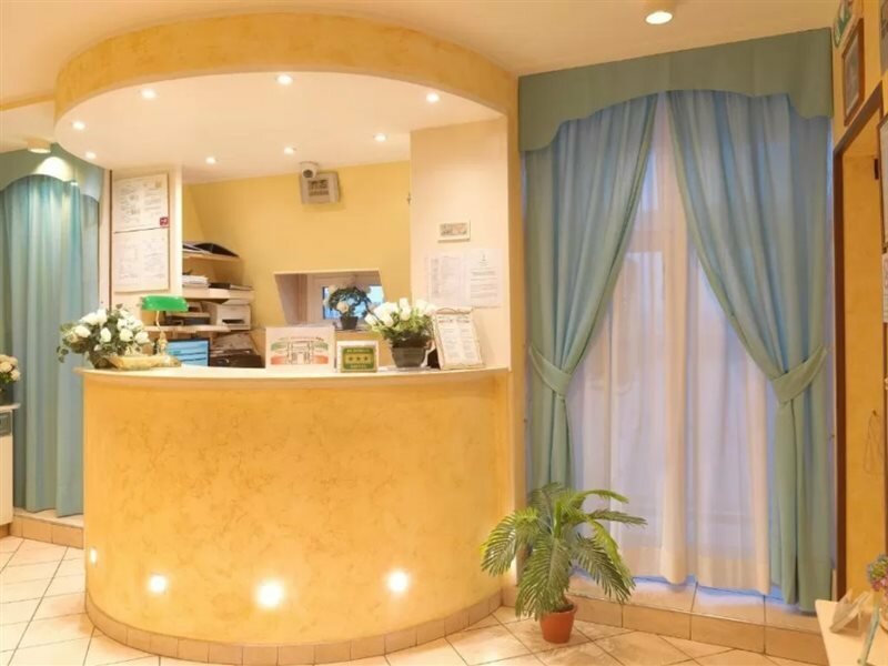 Фото Hotel Arco Romana