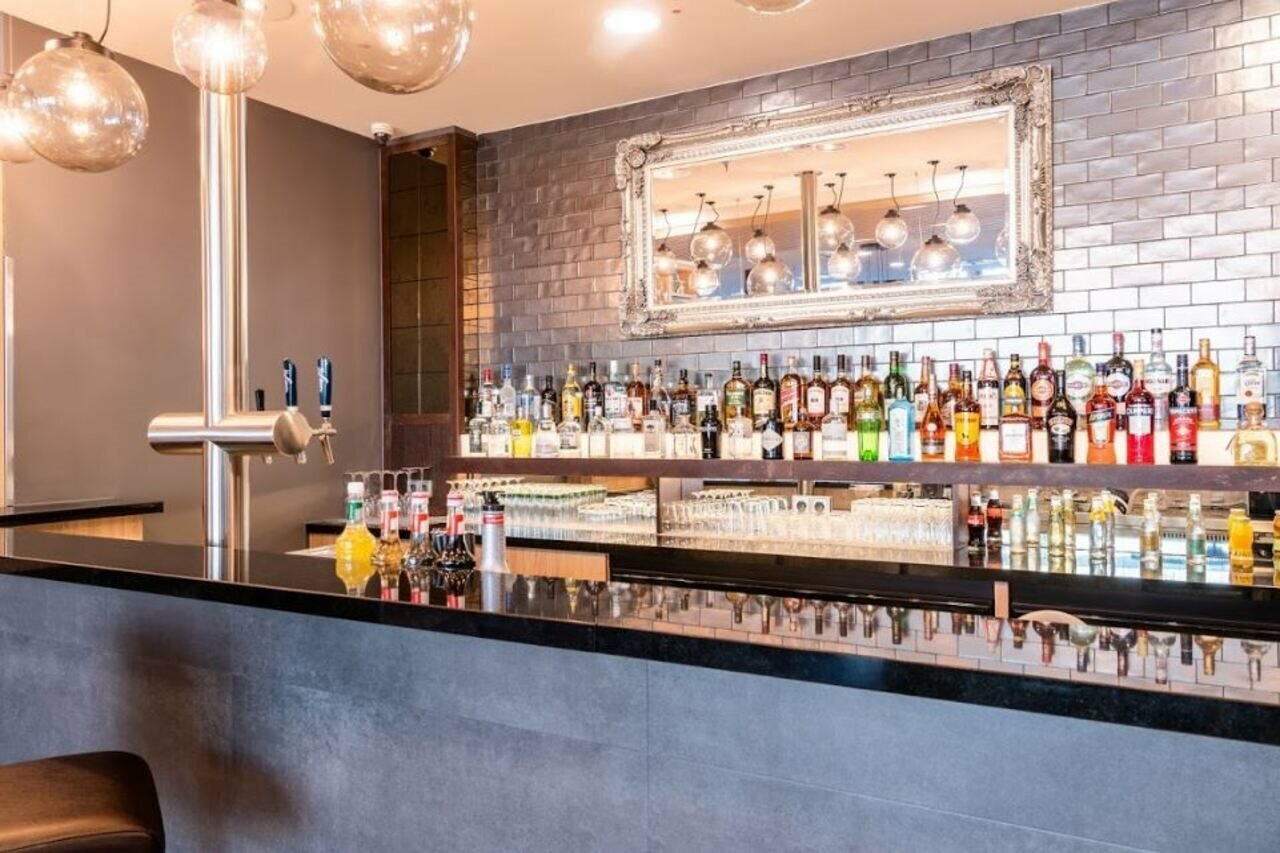 Фото Premier Inn Cologne City Sud Hotel