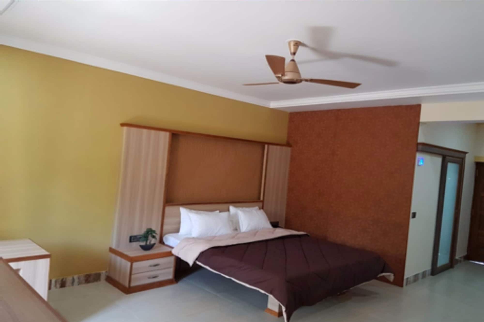 Фото Отель Jm Vista Suites