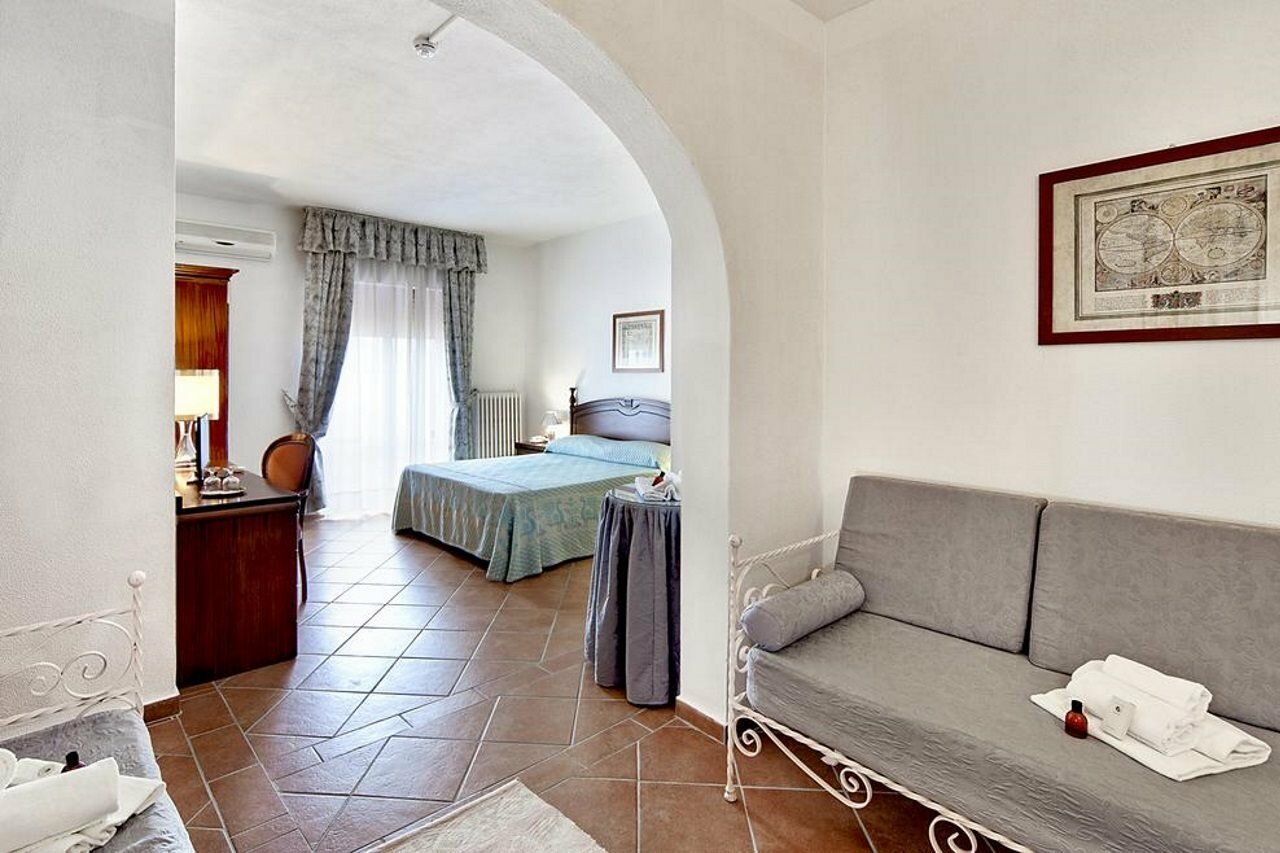 Фото Colonna Palace Mediterraneo