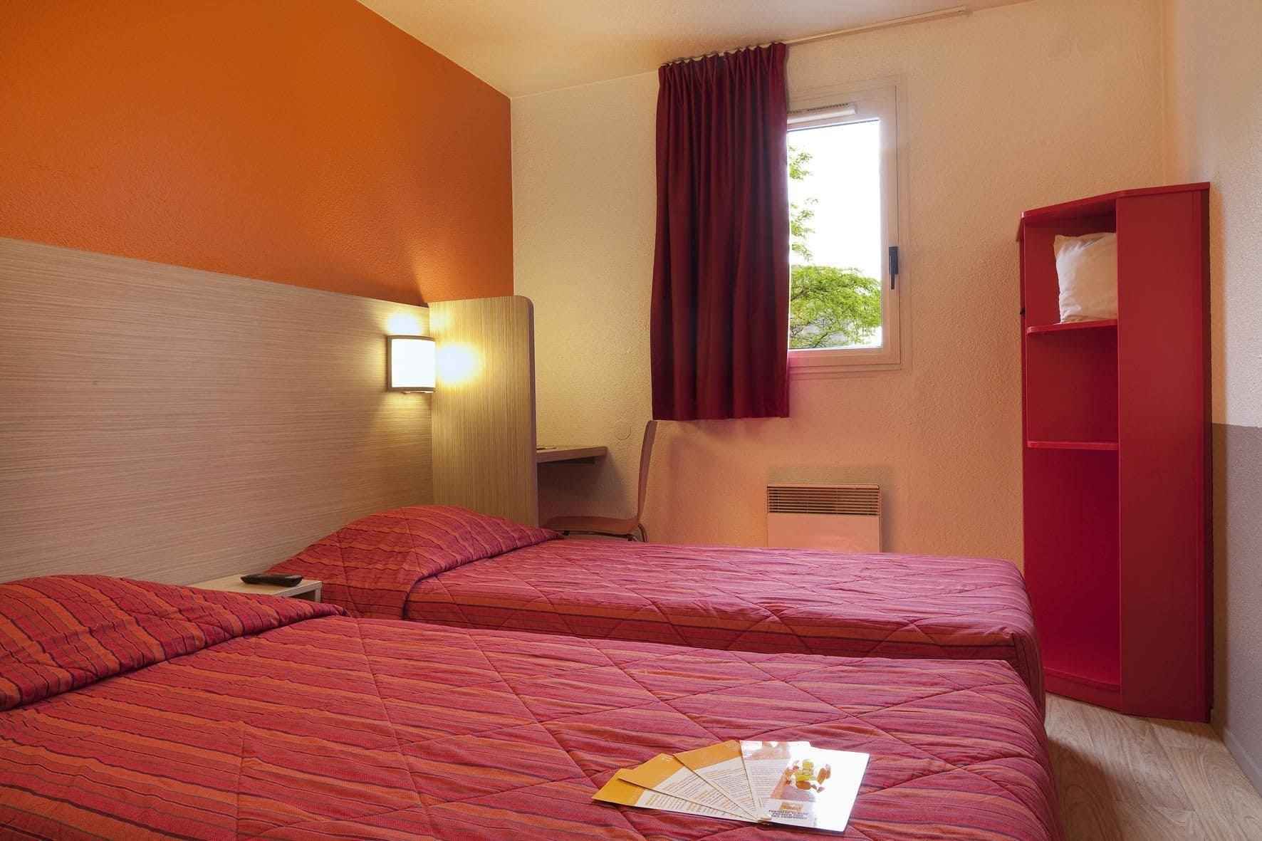 Фото Premiere Classe Rosny Sous Bois