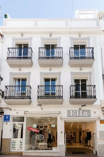 Внешний вид отеля Hostal Luna de Nerja в Нерхе, фото 5