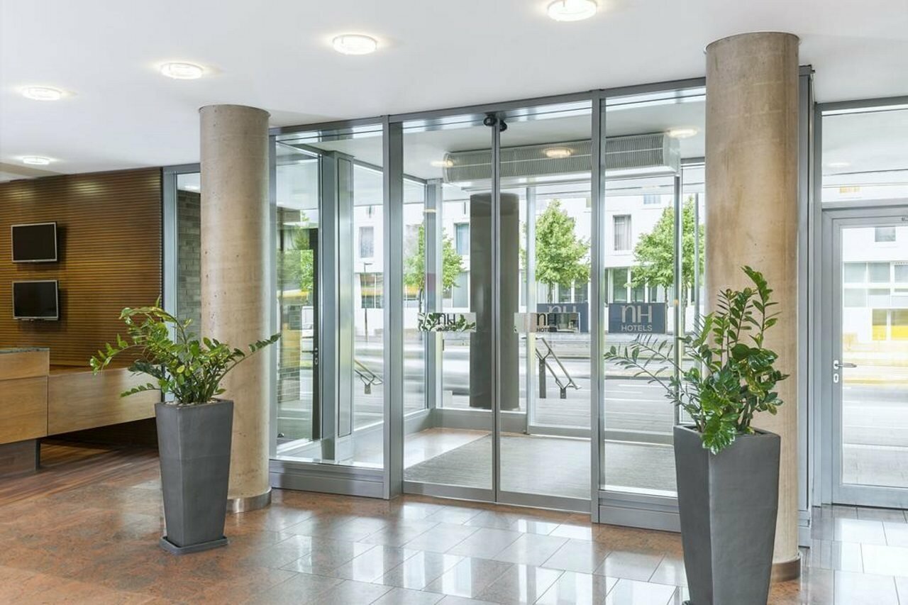 Фото Nh Köln Altstadt