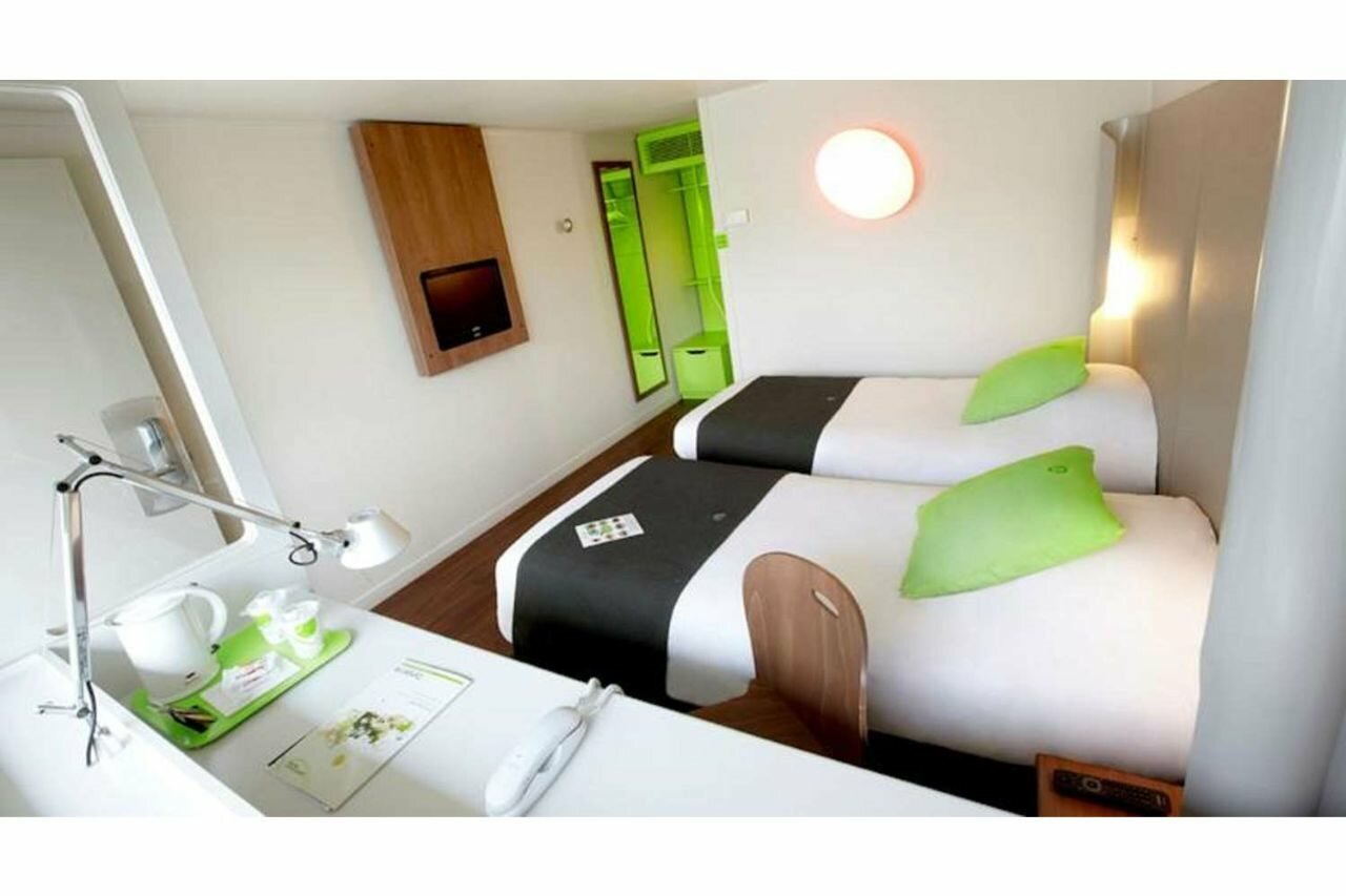 Фото Campanile Aix En Provence Sud - Pont De L'arc