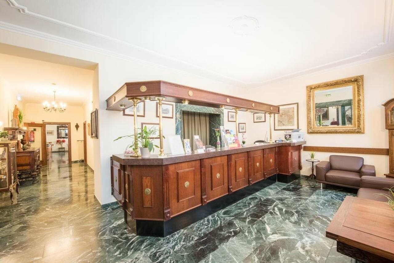 Фото Windsor Hotel