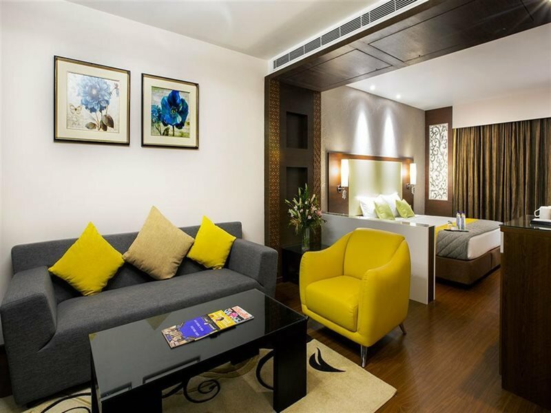 Фото The Grand Magrath Hotel