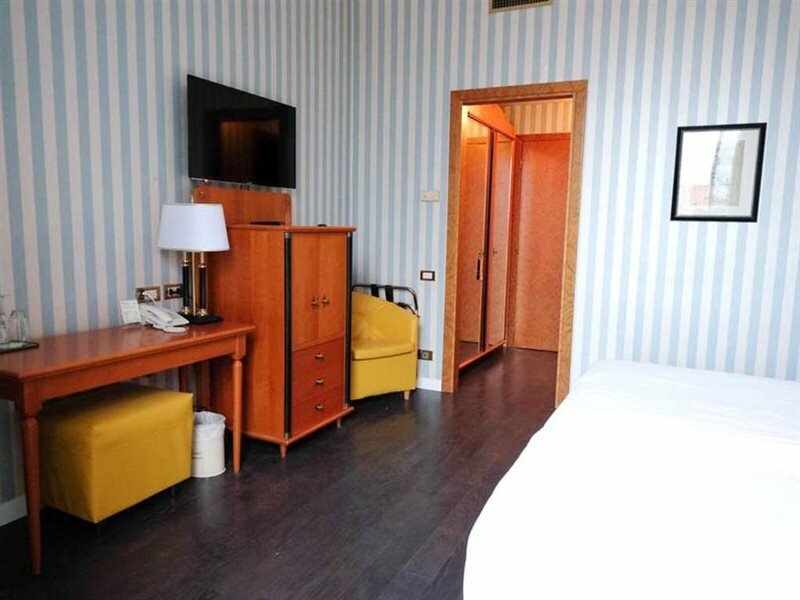 Фото Hotel Greif Maria Theresia