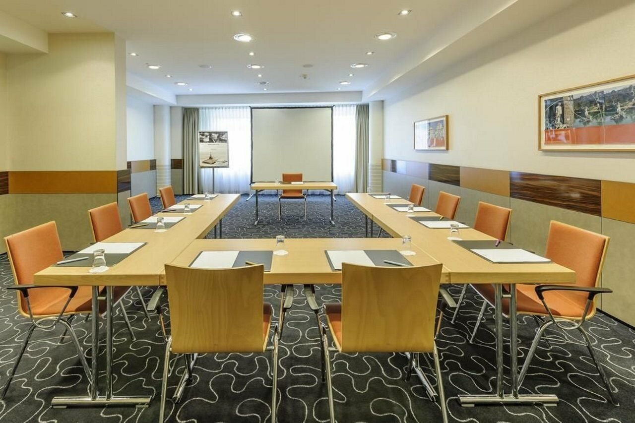 Фото Mercure Hotel Koeln Belfortstrasse