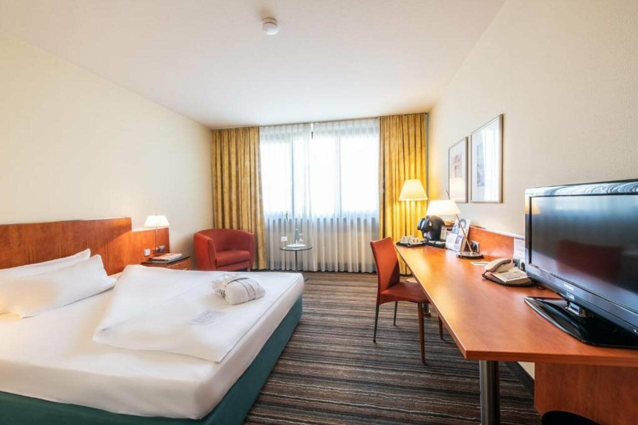 Фото Mercure Hotel Offenburg am Messeplatz