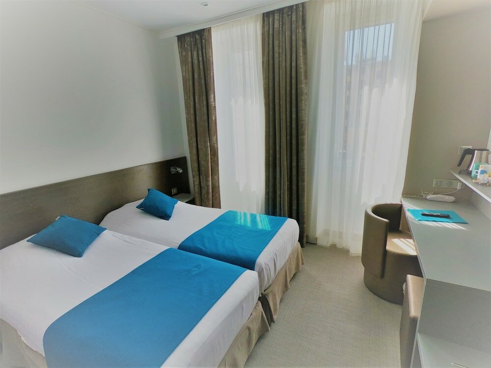 Фото Hotel de la Fontaine