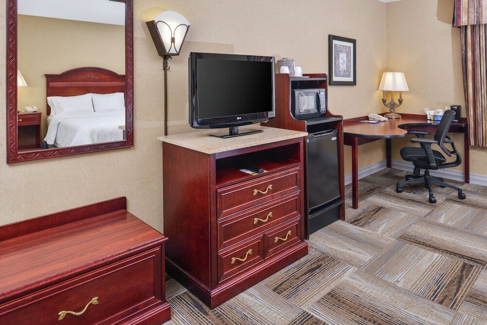 Фото Hampton Inn & Suites Boise-Meridian